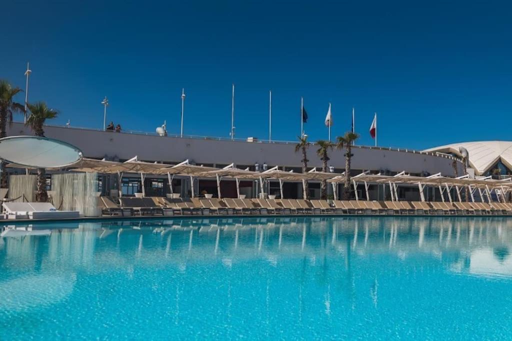 Designer 2Br Home With Stunning Views In St Pauls By 360 Estates San Pawl il-Baħar Eksteriør billede